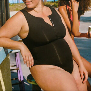 NWT Andie Women's The Malibu One Piece Snap Front Swimsuit Smooth Black Size 3XL